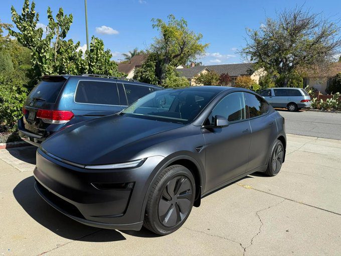 Model Y Juniper full body PPF kit in clear matte film