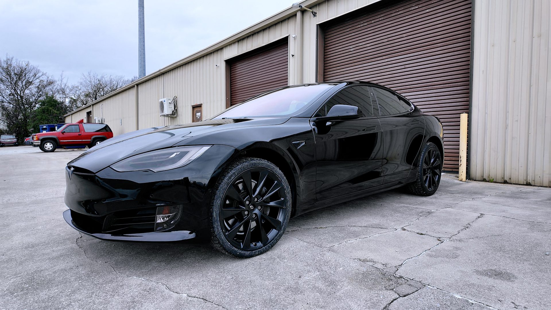 Model S chrome delete